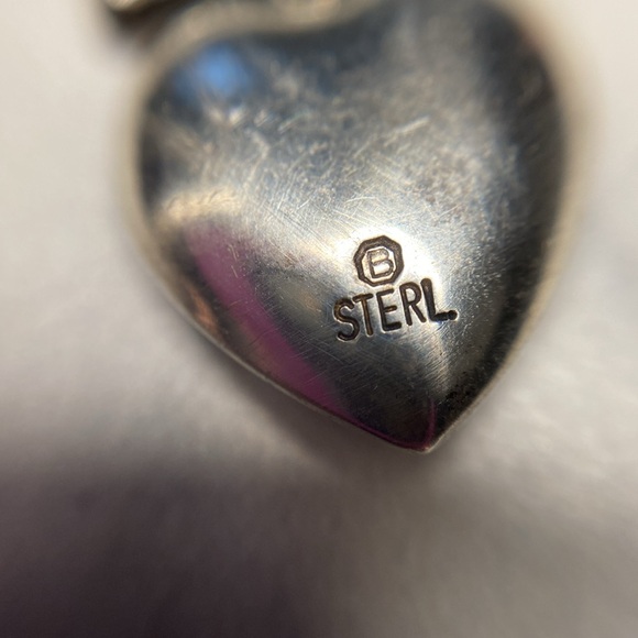 Sterling silver engraved puffy heart with a bow 925 antique vintage - Picture 4 of 4